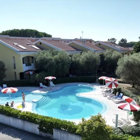 Newly Constructed With Shared Pool